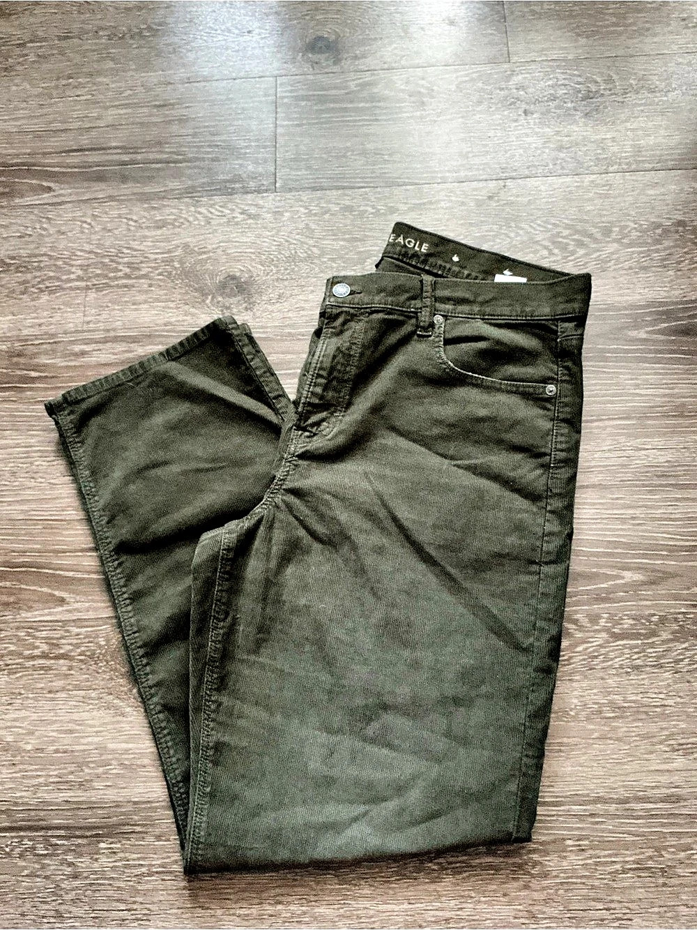 American Eagle Straight Leg corduroy
